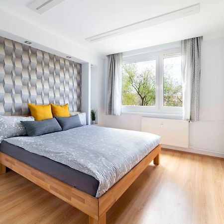Comfort 66 - Real-Life 3-Room Family Stay With 4 Beds Miskolc Ngoại thất bức ảnh