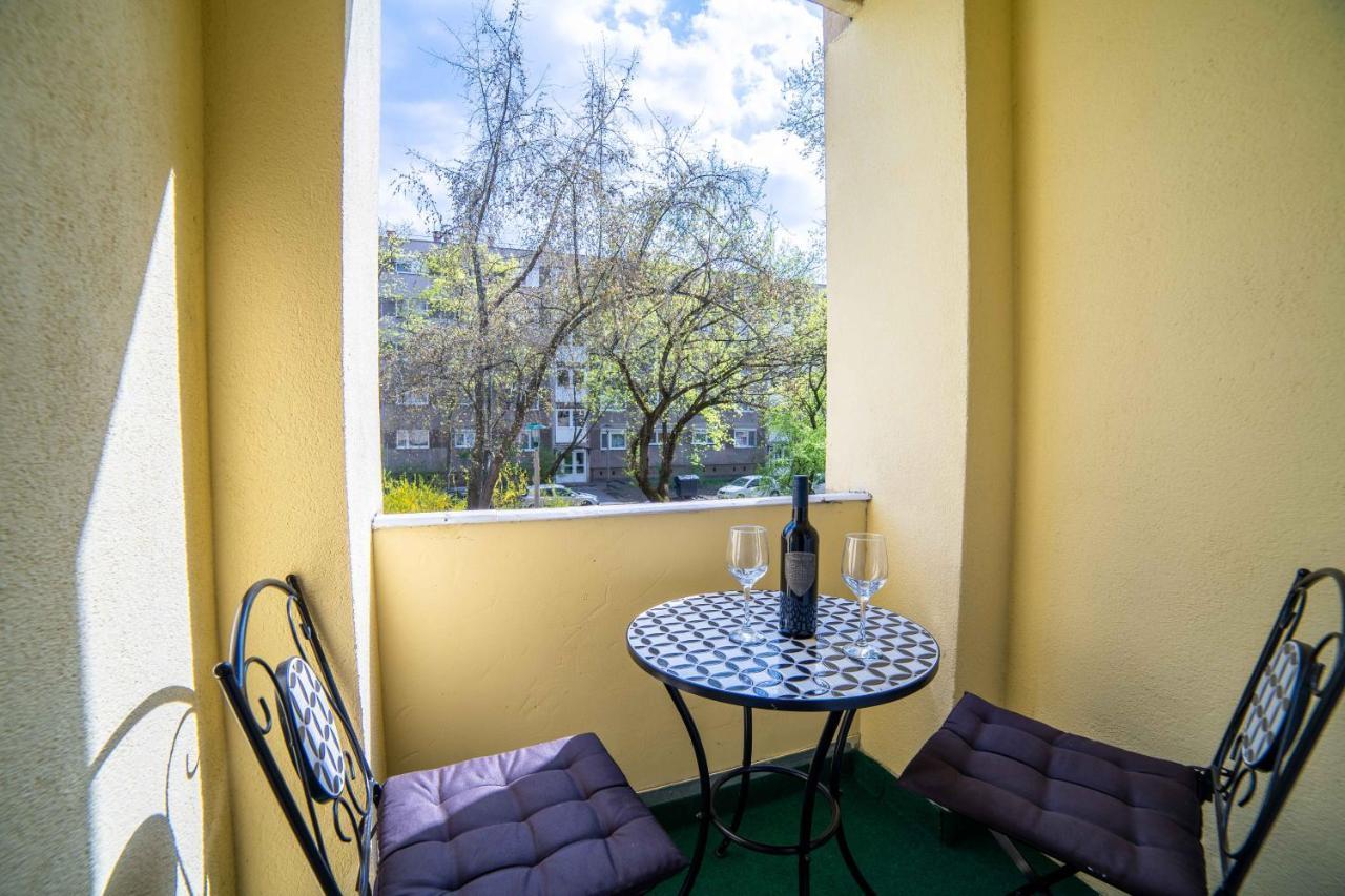 Comfort 66 - Real-Life 3-Room Family Stay With 4 Beds Miskolc Ngoại thất bức ảnh